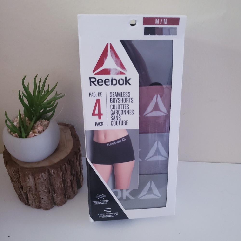 REEBOK NEW IN PACKAGE - 4 Pack SEAMLESS BOYSHORTS - M